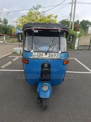 Bajaj 4 Stroke 2008 Three Wheel (Used)