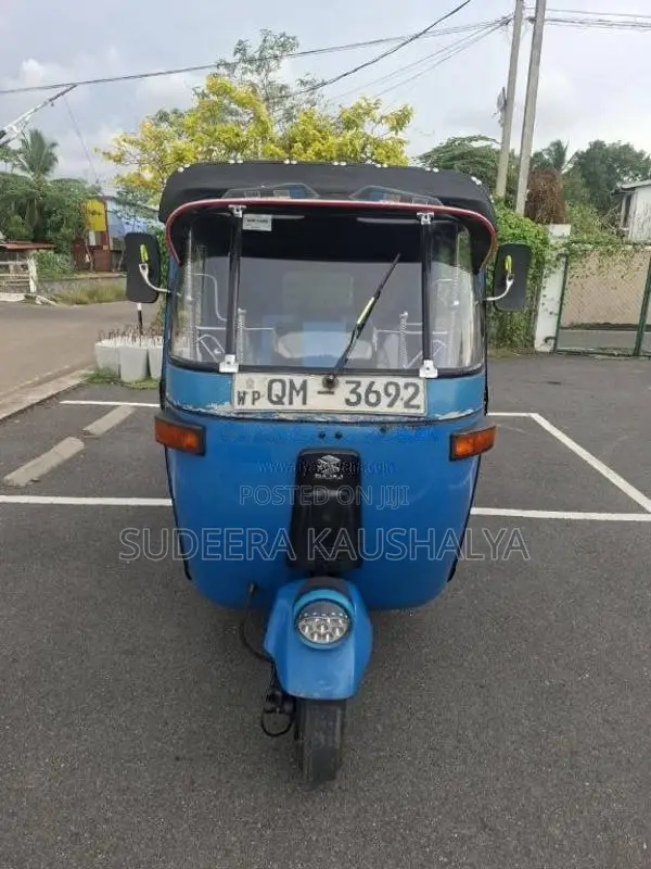 Bajaj 4 Stroke 2008 Three Wheel (Used)