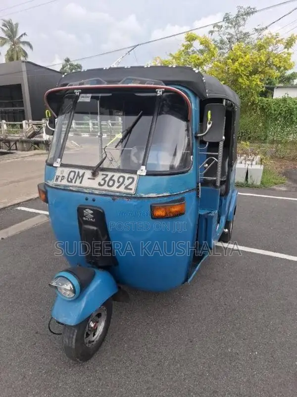 Bajaj 4 Stroke 2008 Three Wheel (Used)