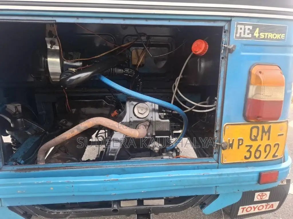 Bajaj 4 Stroke 2008 Three Wheel (Used)