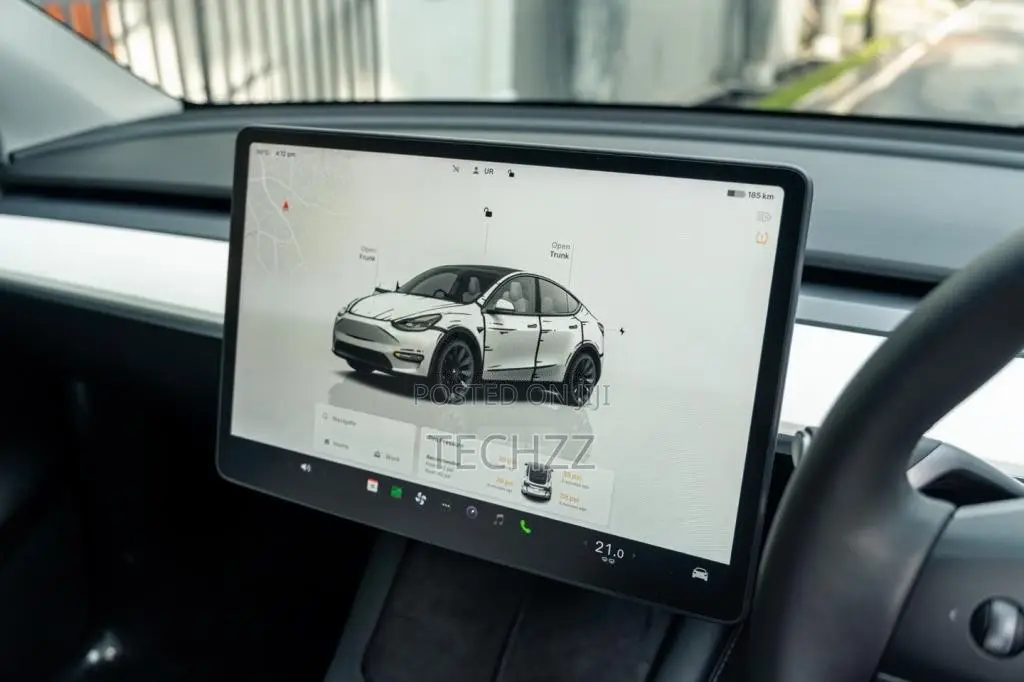 Tesla Model Y 2024 SUV (Used)