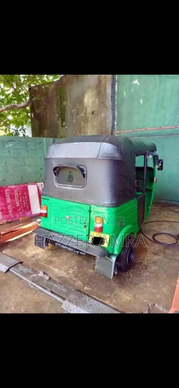 Bajaj RE 2007 Three Wheel (Used)