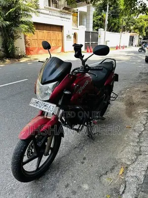 Hero-Honda Hunk 2014 Motorbike (Used)