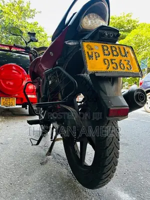 Hero-Honda Hunk 2014 Motorbike (Used)