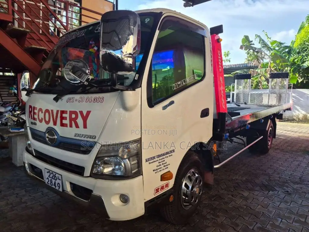 Toyota Carrier 1996 Lorry (Used)