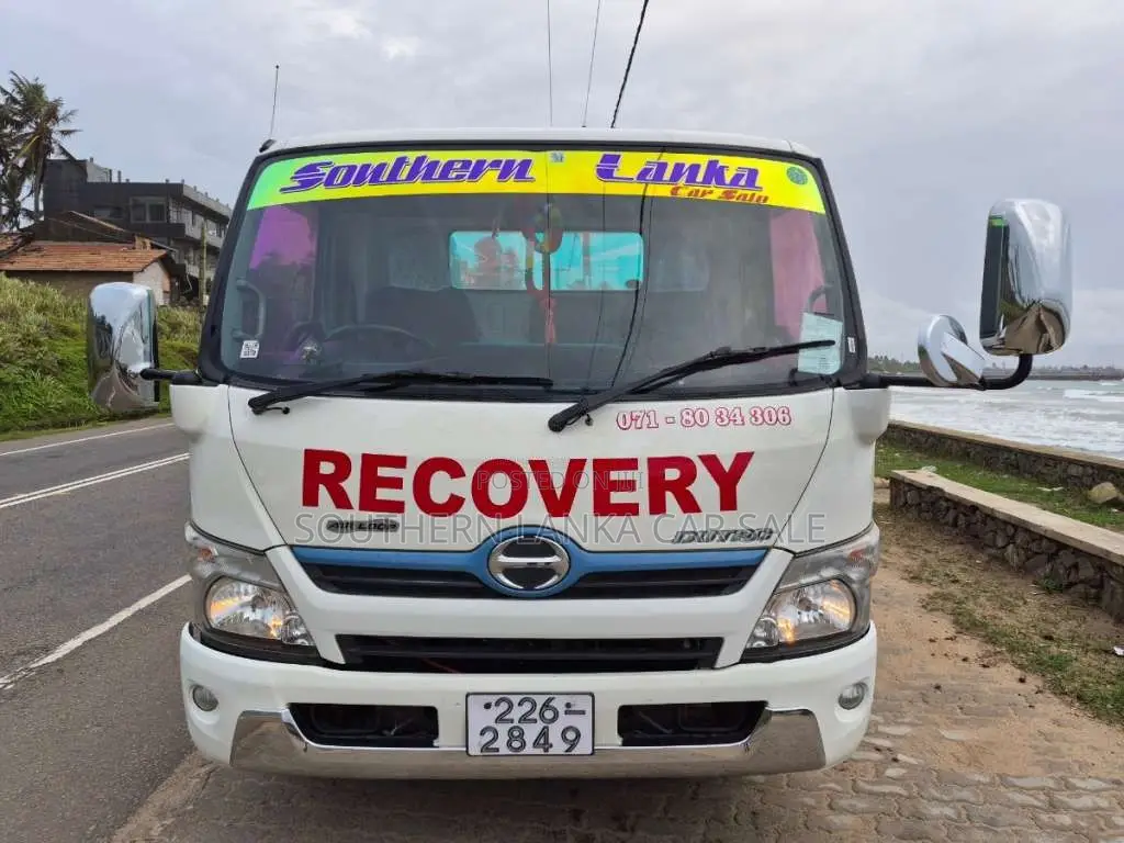 Toyota Carrier 1996 Lorry (Used)