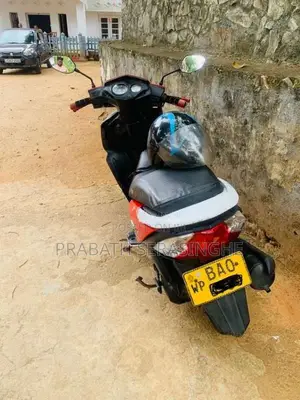Honda Dio 2014 Motorbike (Used)