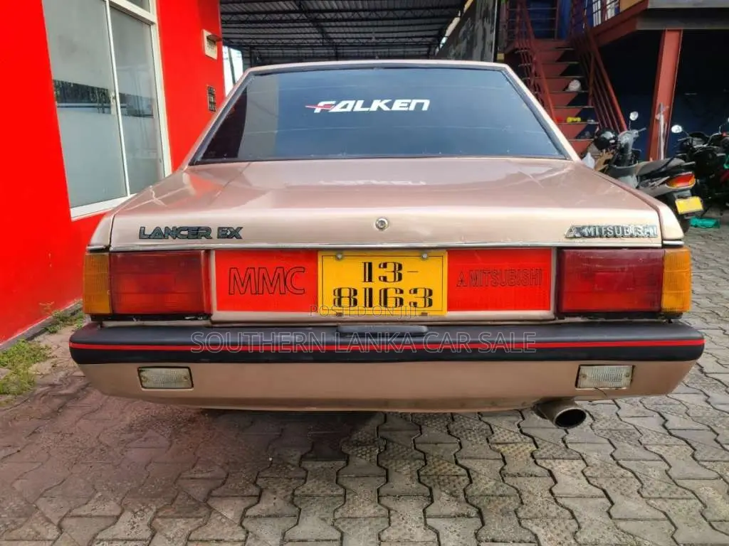 Mitsubishi Lancer Box 1983 Car (Used)
