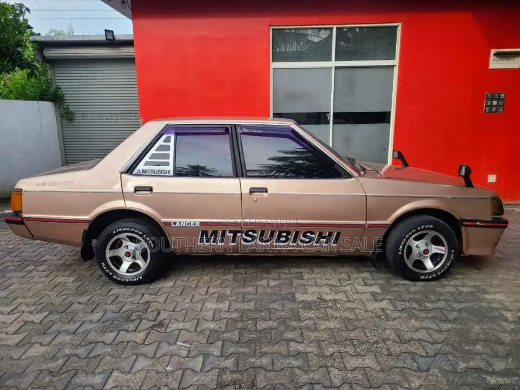 Mitsubishi Lancer Box 1983 Car (Used)