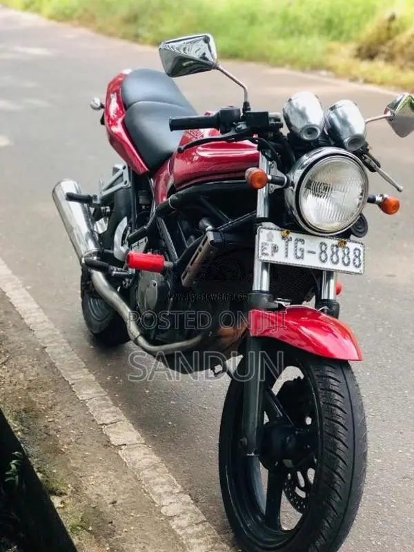 Suzuki Bandit 2003 Motorbike (Used)