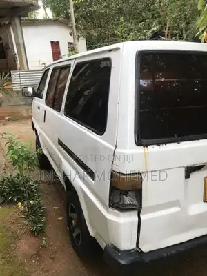 Toyota LiteAce 1987 Van (Used)