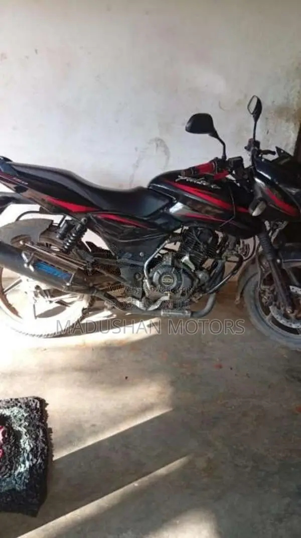 Bajaj Pulsar 2017 Motorbike (Used)