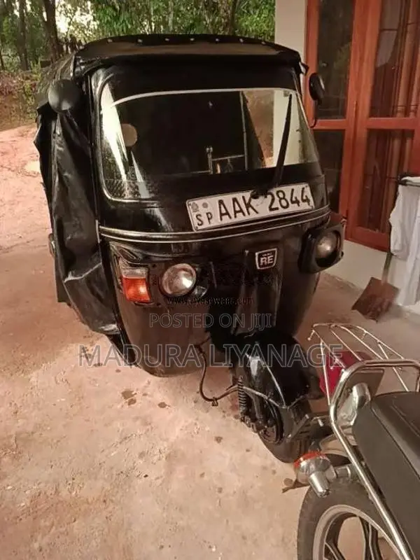 Bajaj 4 Stroke 2013 Three Wheel (Used)