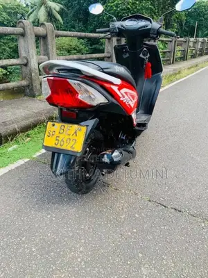 Honda Dio 110 2017 Motorbike (Used)