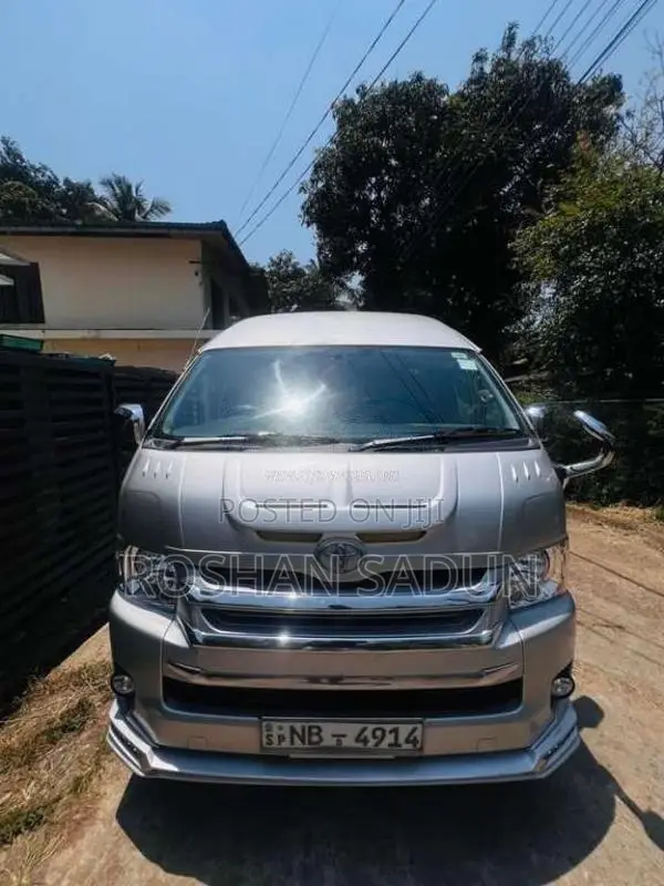 Toyota KDH High Roof 222 2006 Van (Used)