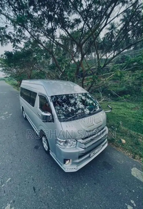 Toyota KDH High Roof 222 2006 Van (Used)