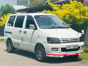 Toyota Noah KR42 2005 Van (Used)