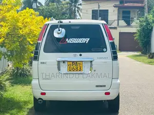 Toyota Noah KR42 2005 Van (Used)