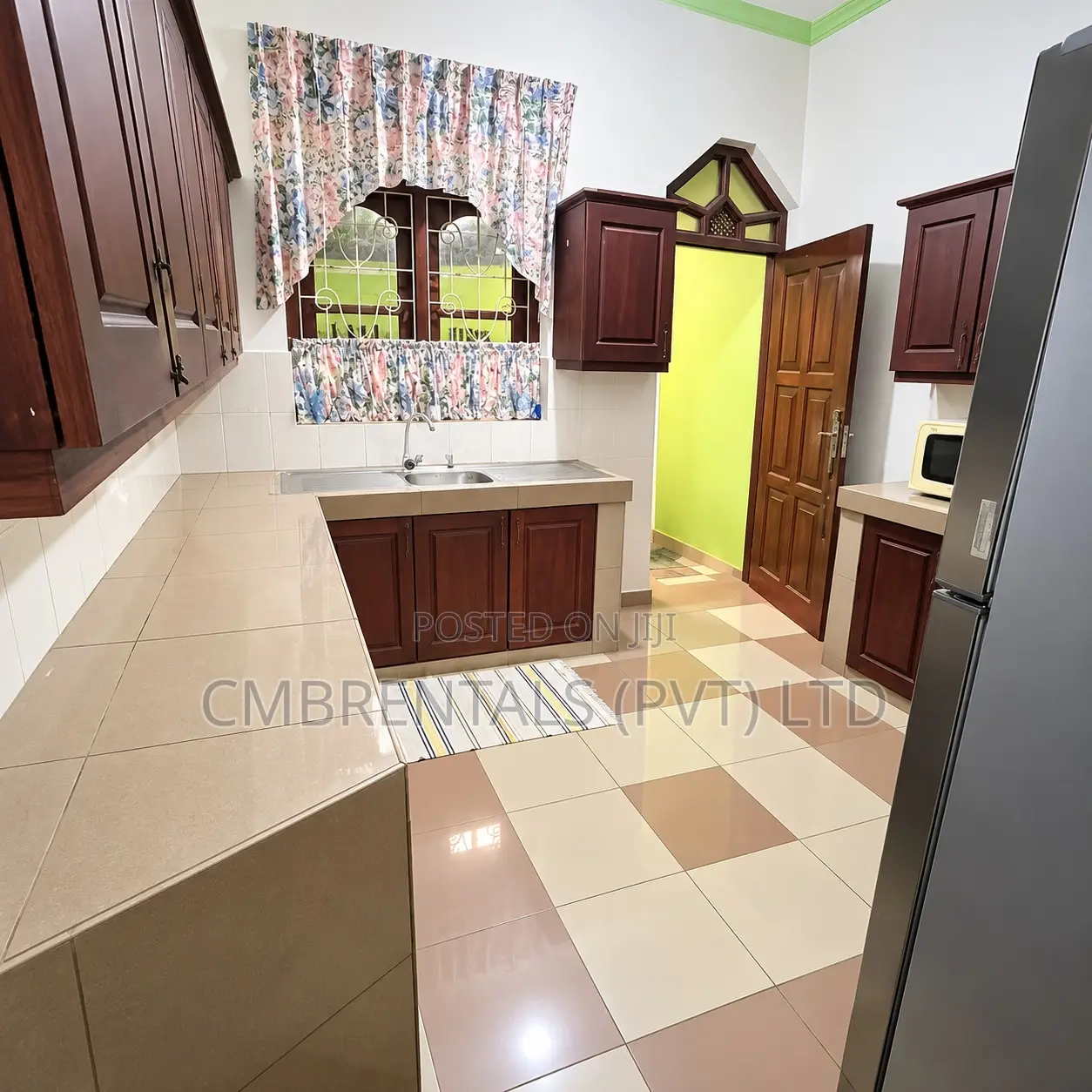 6bdrm House in Wellawatte for rent