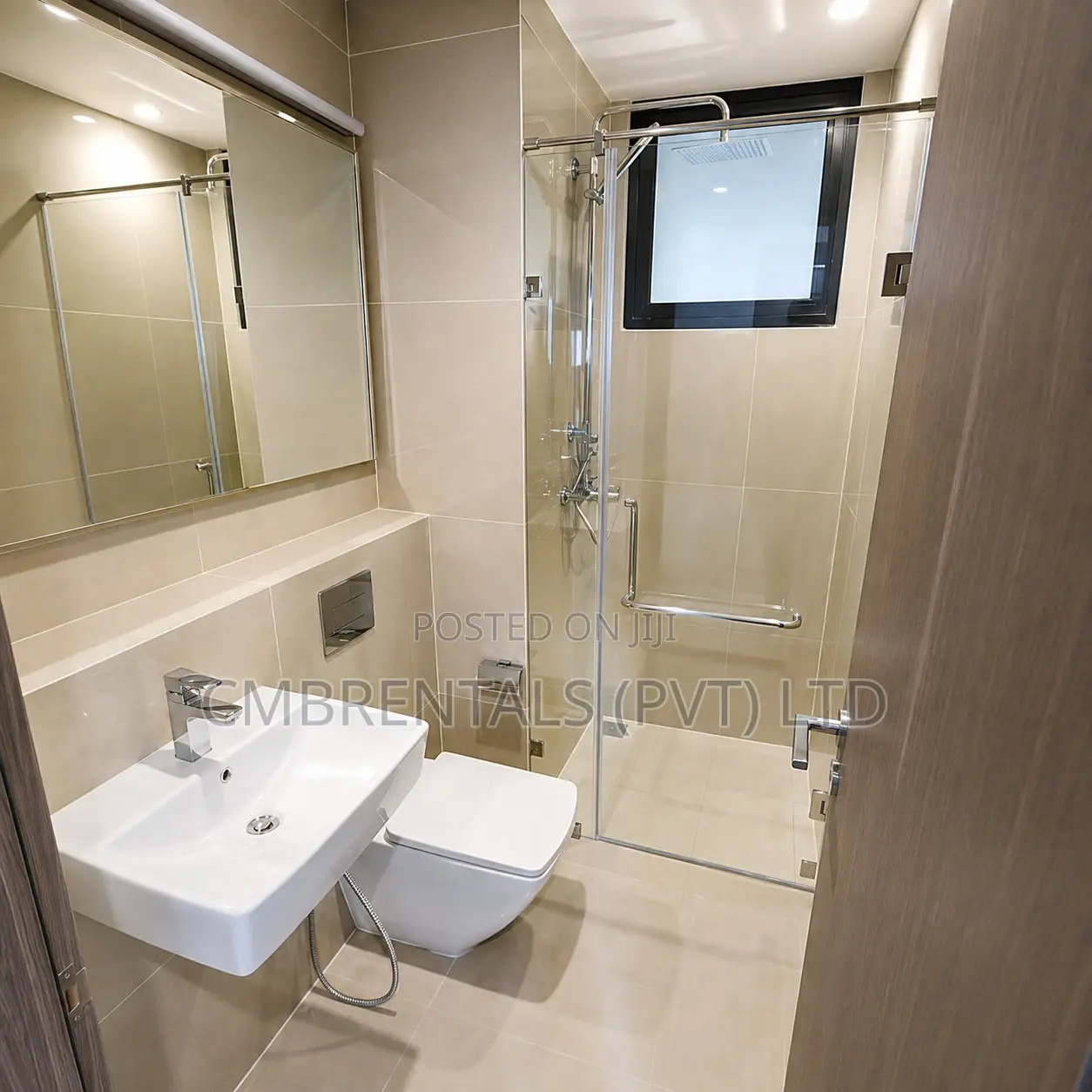 3bdrm Apartment in Marina Square, Mattakkuliya for rent