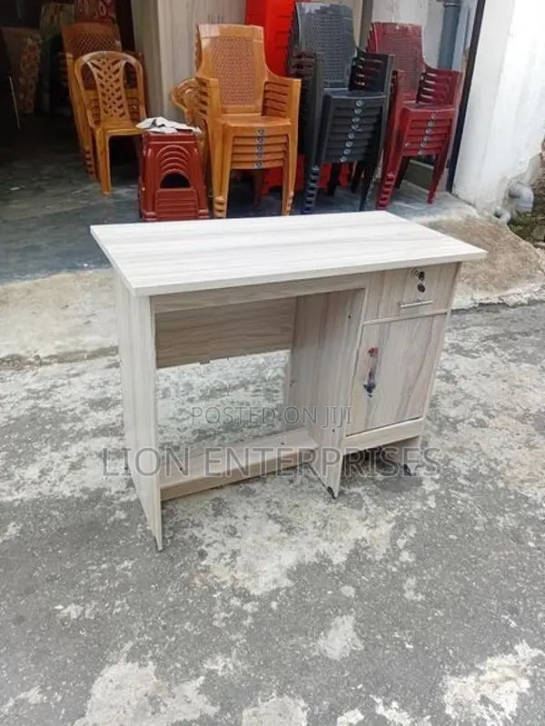 3ft Melamine Office Tables