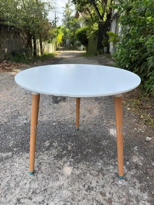 ABC Round 3 Leg Barista Table 32Inch