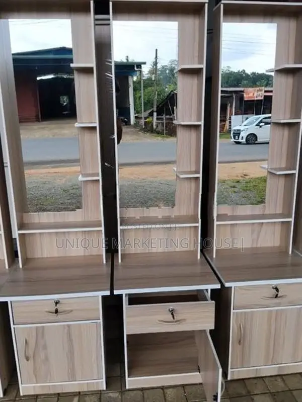 MODERN AMERICAN WHITE S/RK SMART DRESSING TABLE