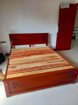 New 6*5 ft Teak Box Bed .