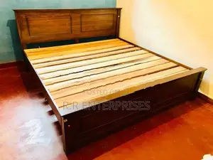 72"*72" 6*6 Ft Teak king box bed .