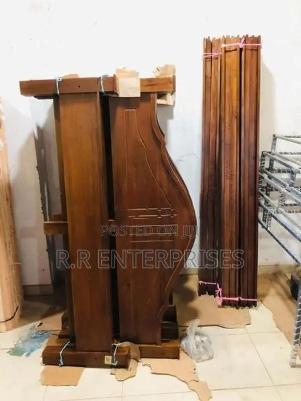 Teak 6*5 ft Arch Queen Bed .72"*60".
