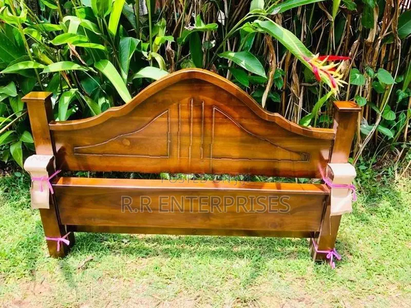 New 6*4 ft 72*48 Teak Arch double bed .