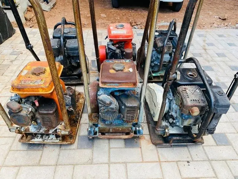 Robin plate Wacker machine