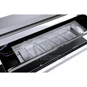 Curved Food Warmer 1200MM