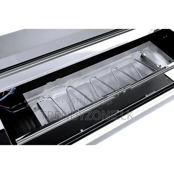 Curved Food Warmer 1200MM