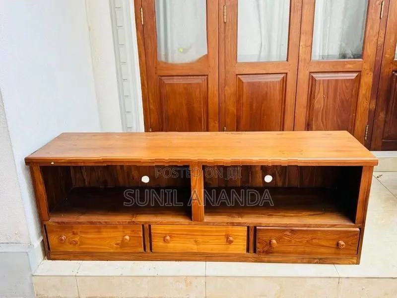 Wooden TV Stand Cabinet with 3 Drawers