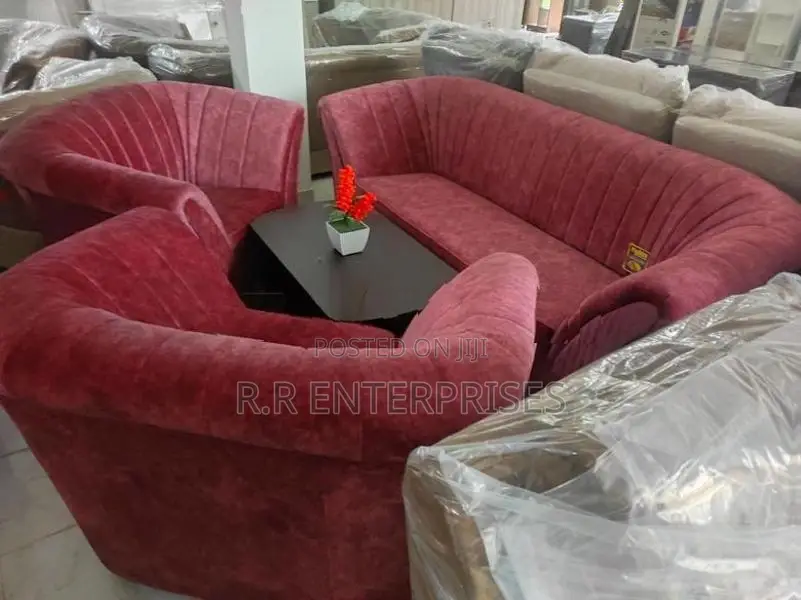 Piyestra Sofa Set