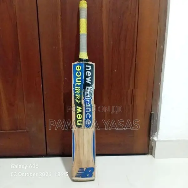 New Balance Bat