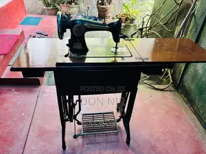 Singer Sewing Machine