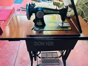 Singer Sewing Machine