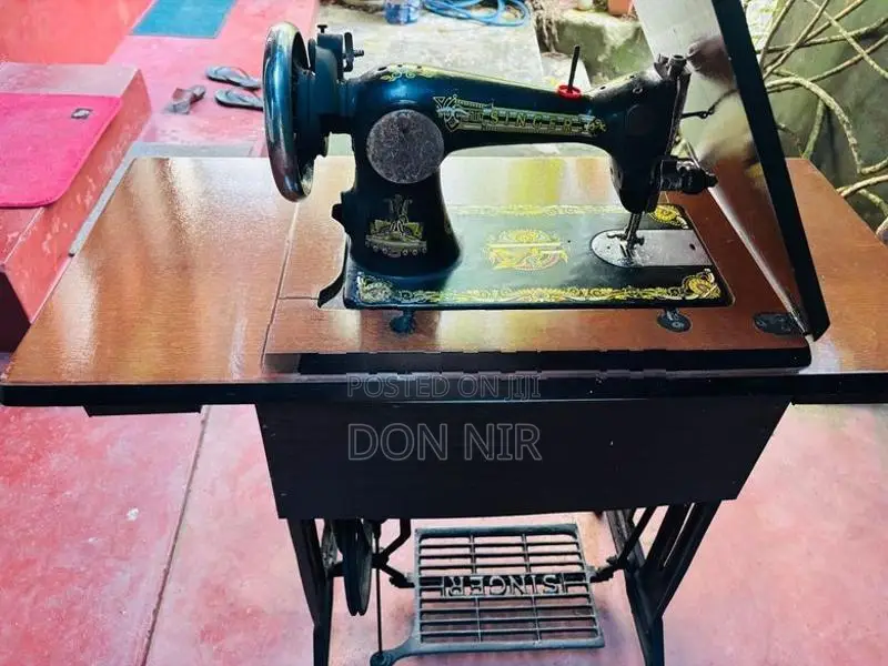 Singer Sewing Machine