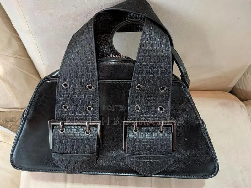 Ladies Hang Bag