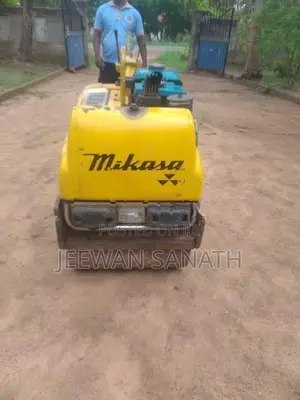 Mikasa 1ton Road Roller