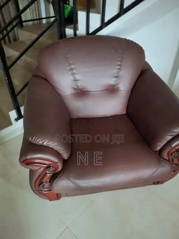 Damro Sofa Set