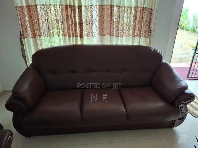 Damro Sofa Set