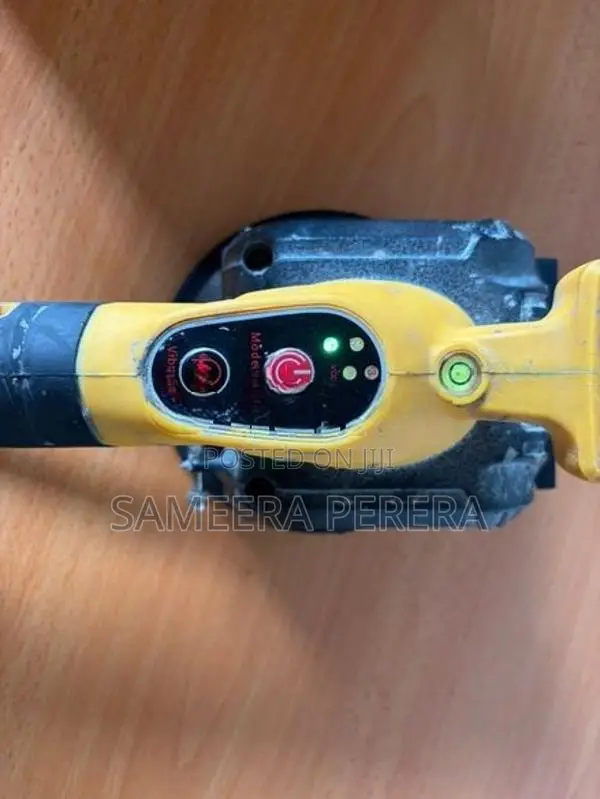 Liduo Hand-Held Tile Vibrator