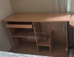 Damro Used Durable Computer Table