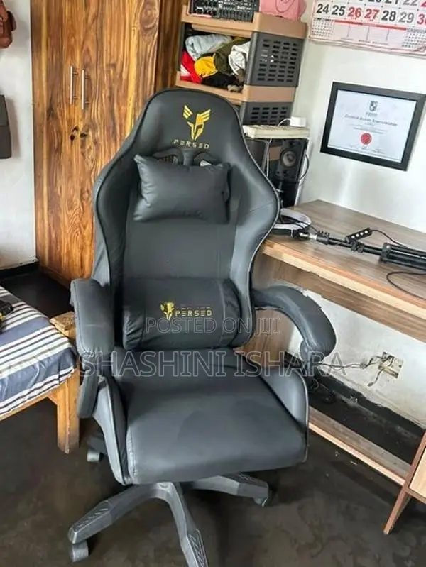 Office Chair With Table