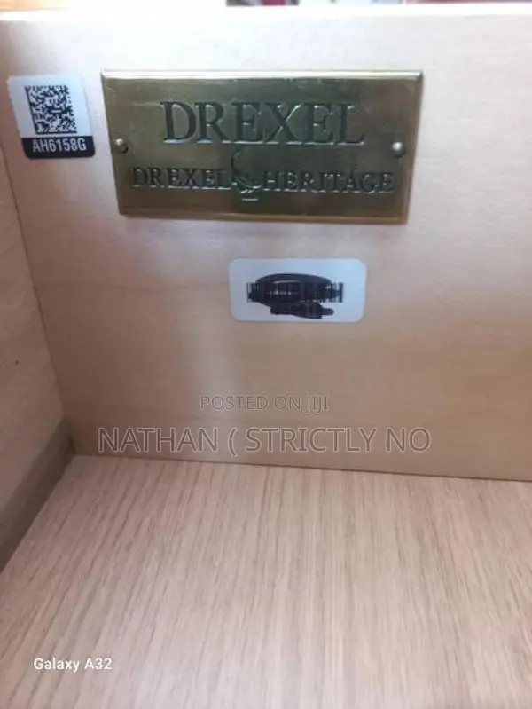 Drexel Heritage Chest Of Drawers
