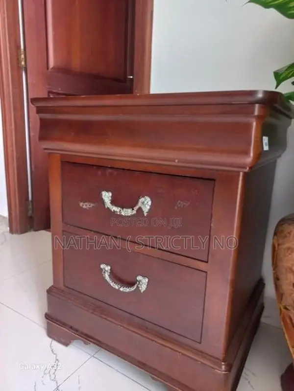 Drexel Heritage Chest Of Drawers