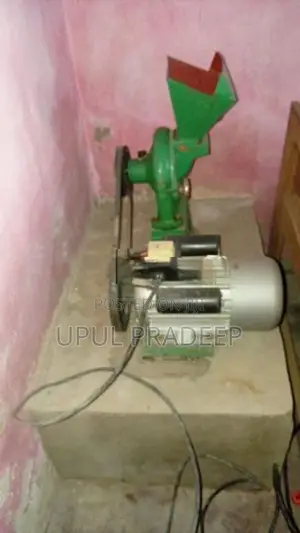 මිරිස් සහ තුනපහ ඇඹරුම් යන්ත්‍ර